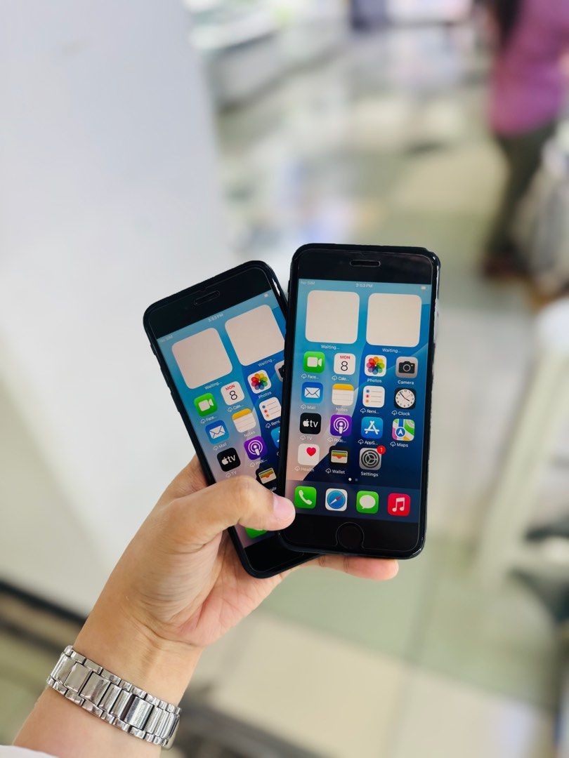 Iphone SE 2022 256GB 89BH no issues Openline NTC (Category: iPhone SE Series) located in San Juan City. Submitted by najihahtelecomshop2018 (Listing ID 1408673580, Image 3). Description: Legit Store | Original unit FOR SALE | TRADE / SWAP ▫️INSTALLMENT thru: 🔸Credit Card (straight / installment) 🔸Ggives / Gcredit + 6% interest 🔸Spay Later + 6% interest (RFS: Buy and Sell any kinds of Gadgets) Description: iPhone SE 2022 256GB ( other GB are al