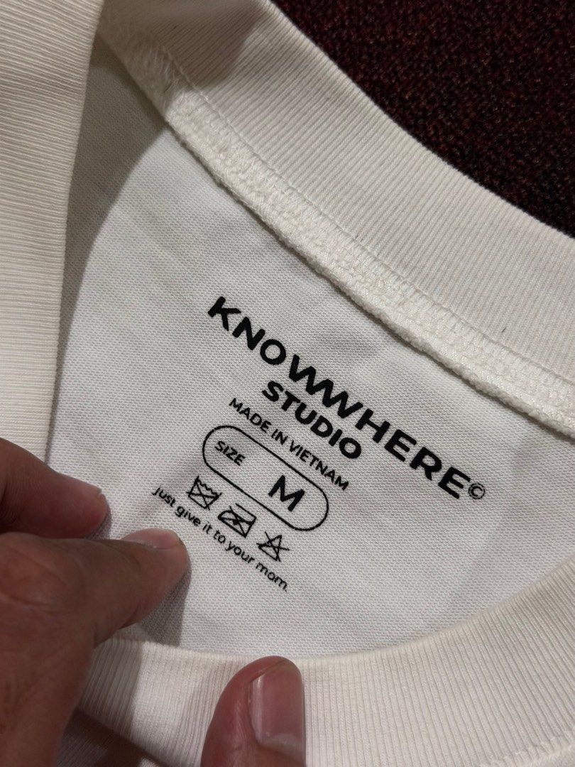 Knowhere Studio Tee (Category: Tshirts & Polo Shirts) located in Shah Alam. Submitted by 5a_preloved (Listing ID 1408640552, Image 2). Description: Condition 8.5/10 Few stain yang unnoticeable Boxy cutting so quite short .