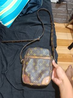(Category: ) located in . Submitted by luxbag_ph (Listing ID 1408636359, Image 1). Description: .