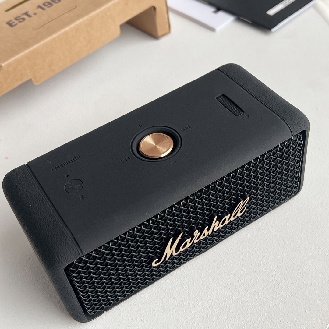 MARSHALL EMBERTON Bluetooth Speaker (Category: Soundbars, Speakers & Amplifiers) located in Caloocan City. Submitted by rarisganiy26807 (Listing ID 1408566414, Image 3). Description: .