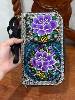 (Category: ) located in . Submitted by _liliaceae (Listing ID 1408550313, Image 1). Description: .