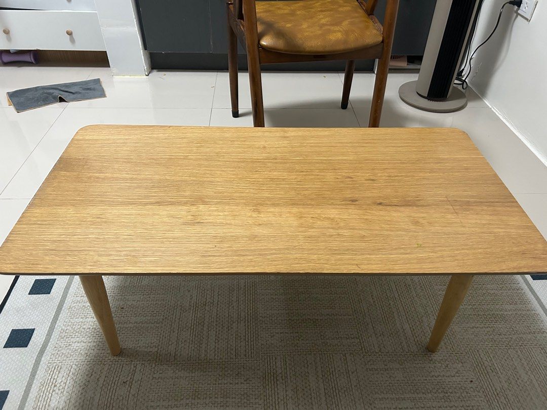 Mid Century Solid wood coffee table (Category: Tables & Sets) located in Manila. Submitted by nmjkmn488v33482 (Listing ID 1408625852, Image 2). Description: Selling a maple toned solid wood retractable coffee table. FREE Table runner .