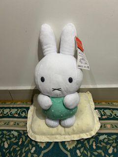 (Category: ) located in . Submitted by yennchi (Listing ID 1408672117, Image 1). Description: .