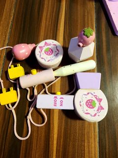 (Category: ) located in . Submitted by dollnerdmomma (Listing ID 1408613414, Image 1). Description: .