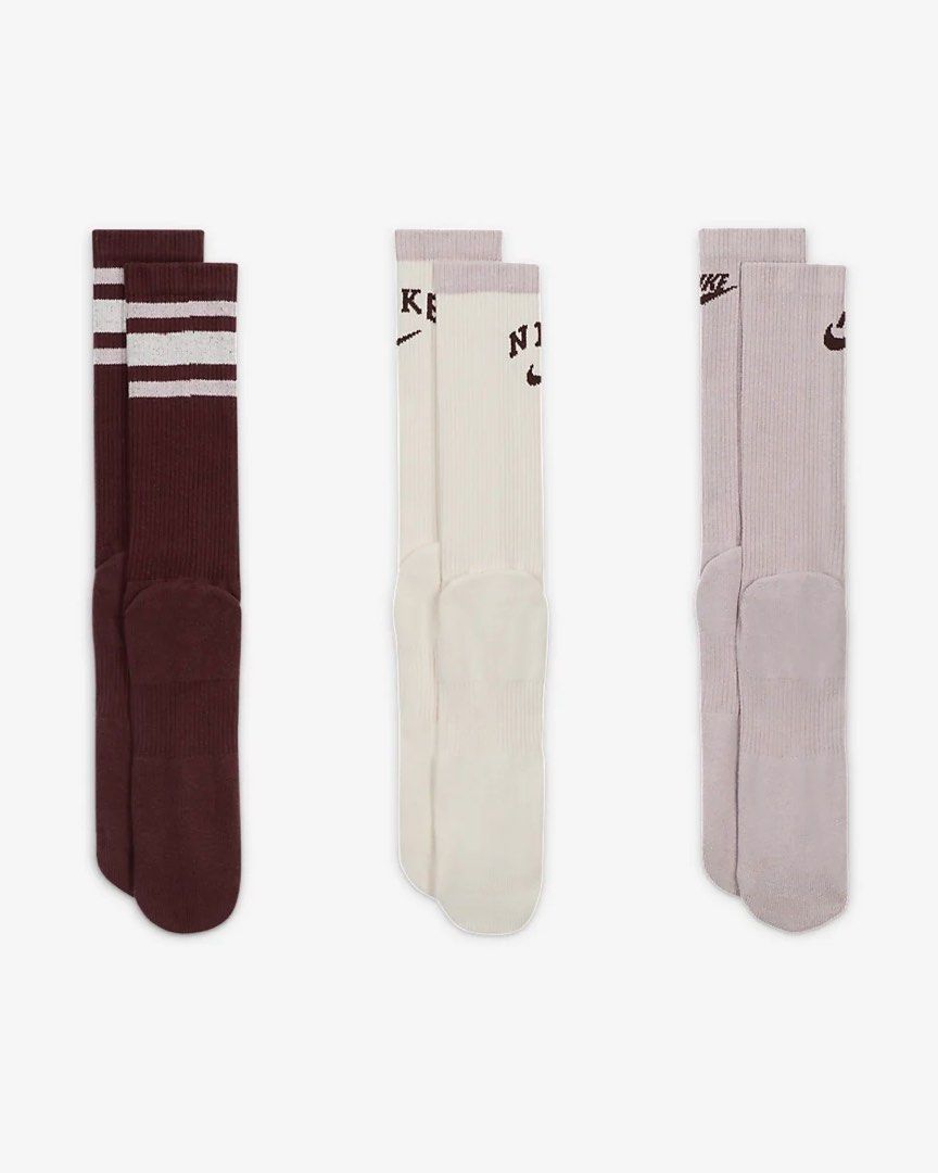 Nike Everyday Plus 3 Pairs Cushioned Crew Socks (Category: Socks) located in Makati City. Submitted by shoedeckph (Listing ID 1408602263, Image 3). Description: Nike Everyday Plus Cushioned Crew Socks 3 Pairs 100% Legit / Original Brand New 3 Pairs Size L (Fits size 8 - 12 US Mens) Multi color ‼️SALE PRICE: ₱495‼️ Below SRP •Delivery Metro Manila: Lalamove / Grab Nationwide: J&T •Meetup Waltermart Makati.