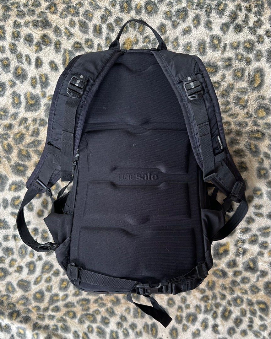 Pacsafe Venturesafe GII Anti-theft Backpack (Category: Backpacks) located in Quezon City. Submitted by retroboominwantsummoh (Listing ID 1408581106, Image 2). Description: For sale Pacsafe Venturesafe GII 25L Anti theft Backpack Authentic In good condition Signs of usage Bawal sa maselan 📩📩📩.