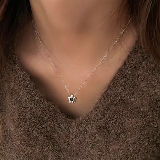 (Category: ) located in . Submitted by weekendxproject (Listing ID 1408619885, Image 1). Description: .