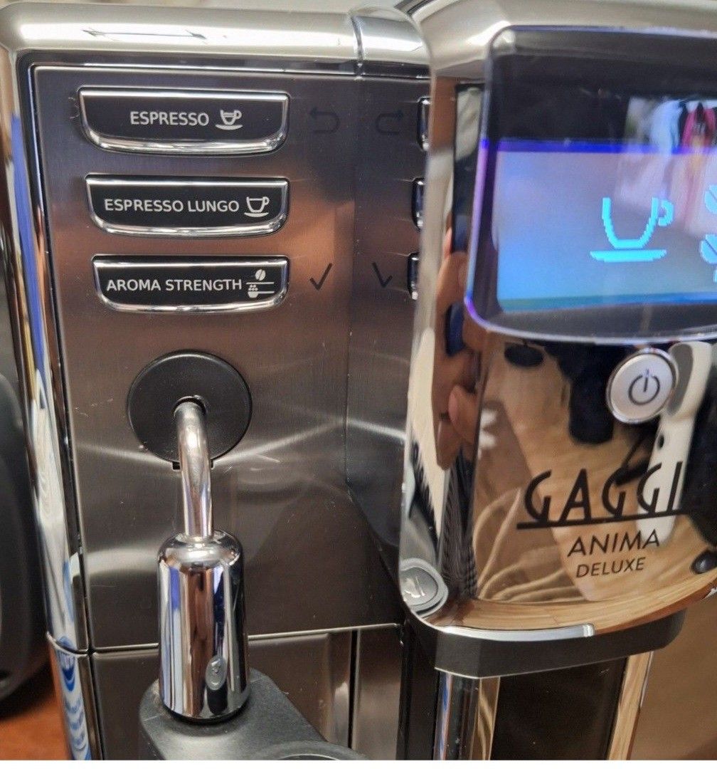 Saeco Gaggia Anima Deluxe Automatic Coffee Machine (Category: Coffee Machines & Makers) located in Taguig. Submitted by roma2701 (Listing ID 1408602205, Image 2). Description: Saeco Gaggia Anima Deluxe Designed and Made In Italy Unit only No Box Test All You Want DM for Live Video Testing.