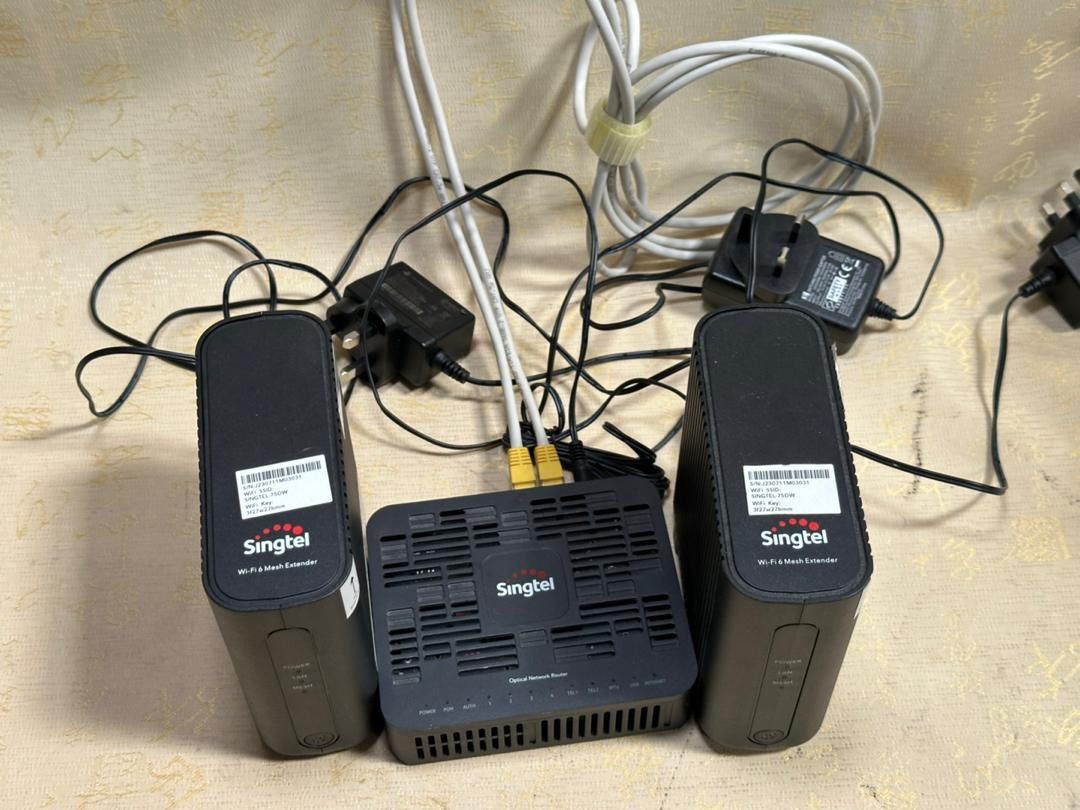 singtel optical network router, Computers & Tech, Parts & Accessories ...