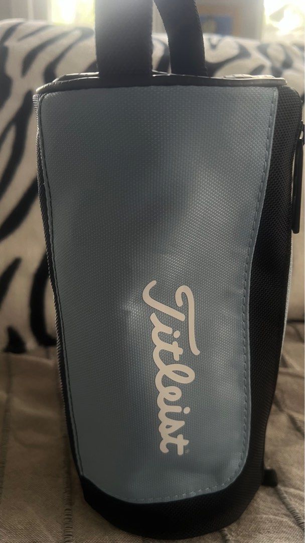 Titleist Next Gen Valuables Pouch Bag (Category: Golf) located in Quezon City. Submitted by homedweller (Listing ID 1408513317, Image 3). Description: Brand new Won in a raffle Selling low.