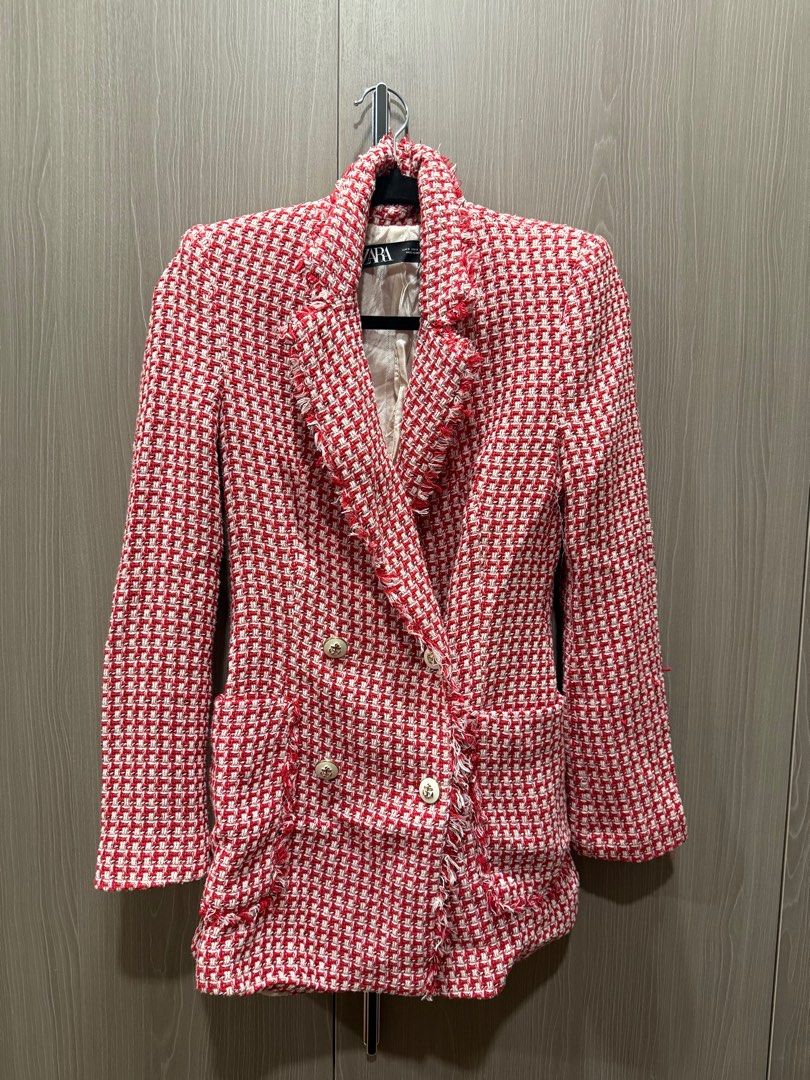 Zara Tweed Blazer (Category: Coats, Jackets and Outerwear) located in General Santos City (Dadiangas). Submitted by prelovedbyshash (Listing ID 1408668176, Image 1). Description: .