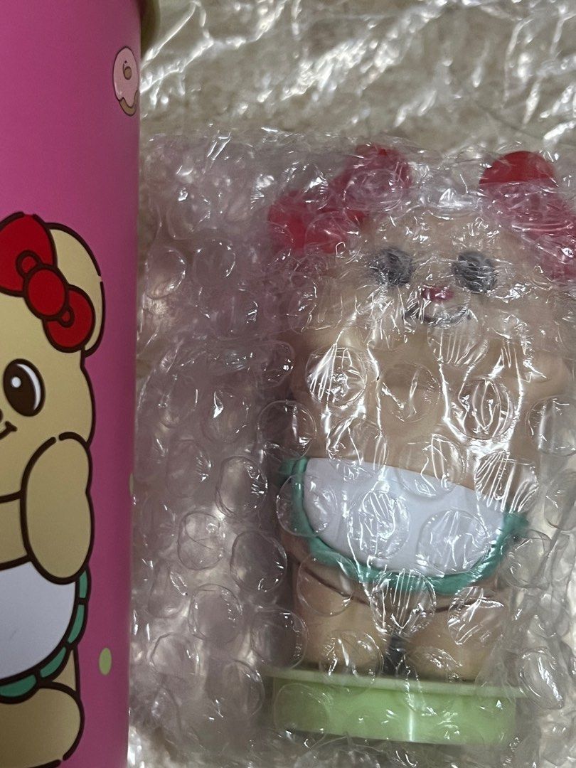 7eleven 7e butterbear hello kitty cup (Category: Others) located in Shah Alam. Submitted by saudiaaaa (Listing ID 1408848974, Image 2). Description: Can nego.