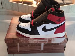 (Category: ) located in . Submitted by tiong_bahru_kid (Listing ID 1408805037, Image 1). Description: .