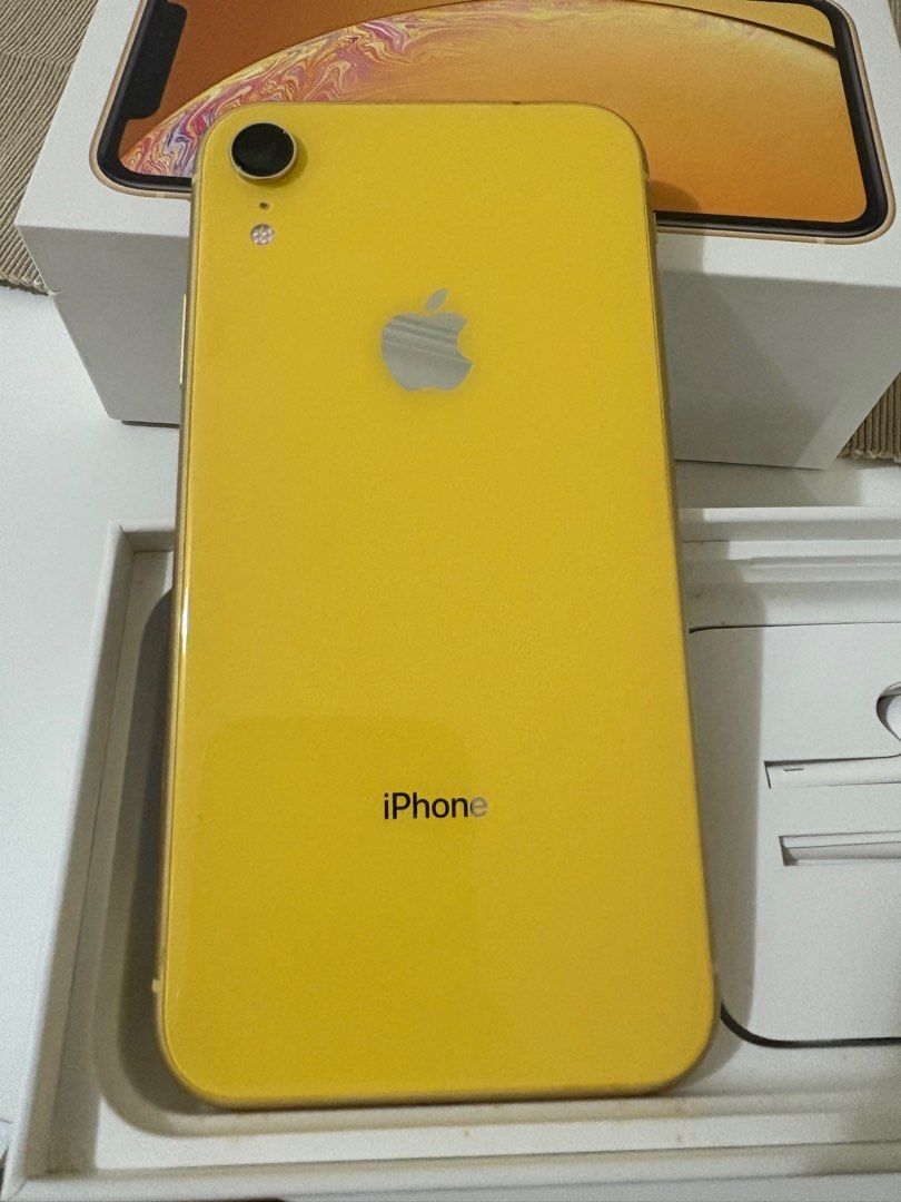 (Category: iPhone X Series) located in Singapore. Submitted by andreworteziiz (Listing ID 1408762022, Image 1). Description: Is the iPhone XR still a good phone in 2025? Surprisingly, YES! Here’s why: ✔ Software Support – The iPhone XR runs the latest iOS 18.3.1, meaning you get the same security updates and features as the newest iPhones. That’s a huge win for online banking & security in 2025 -Fast performance, great cameras and longer battery 