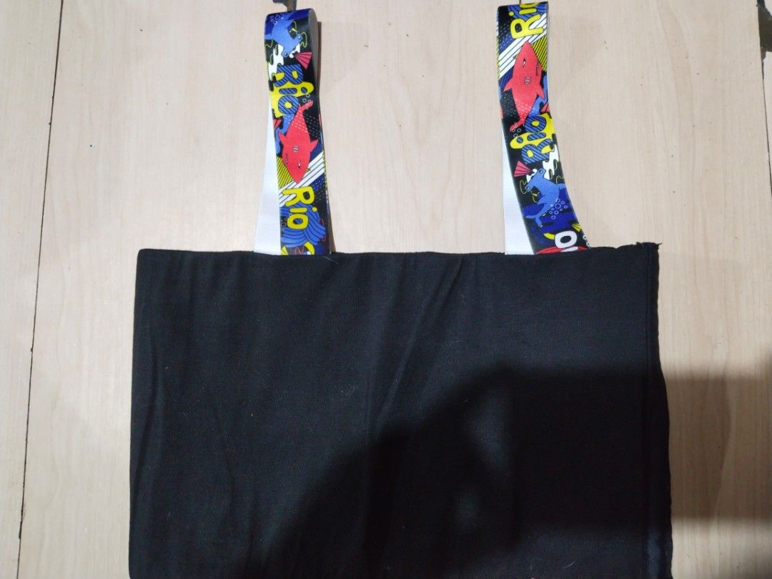 Chest Binder (Category: Undergarments & Loungewear) located in Villasis. Submitted by vaaaaalee (Listing ID 1408725177, Image 2). Description: Buckle Chest Binder Bust Size- 33-35 inch NEVER USED Large nakalagay pero I feel medium sized to.. pwede rin sa small for everyday wear...
