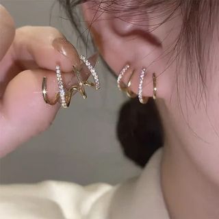 (Category: ) located in . Submitted by buysellcloset (Listing ID 1408865506, Image 1). Description: .