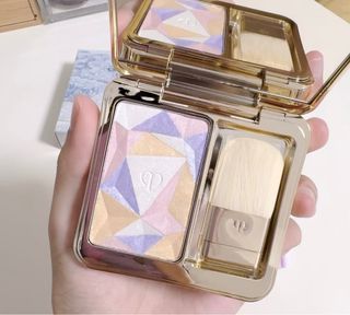 (Category: ) located in . Submitted by beautyloversg (Listing ID 1408727564, Image 1). Description: .
