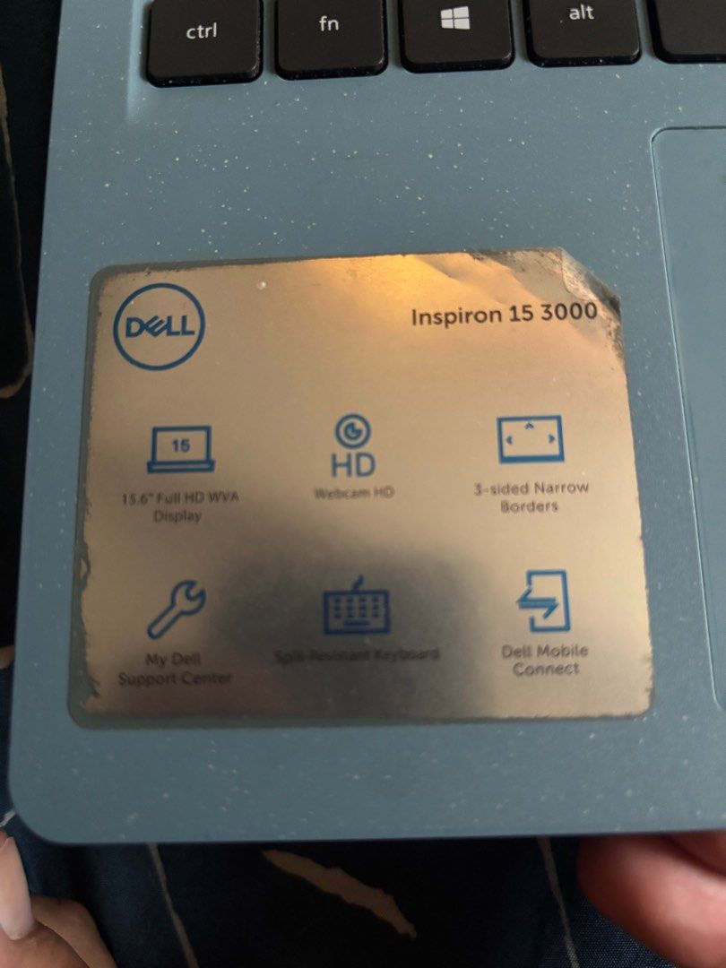 Dell inspiron 15 3000 (Category: Laptops & Notebooks) located in Taguig. Submitted by chardddddd (Listing ID 1408764120, Image 3). Description: Comes with original charger and laptop bag..