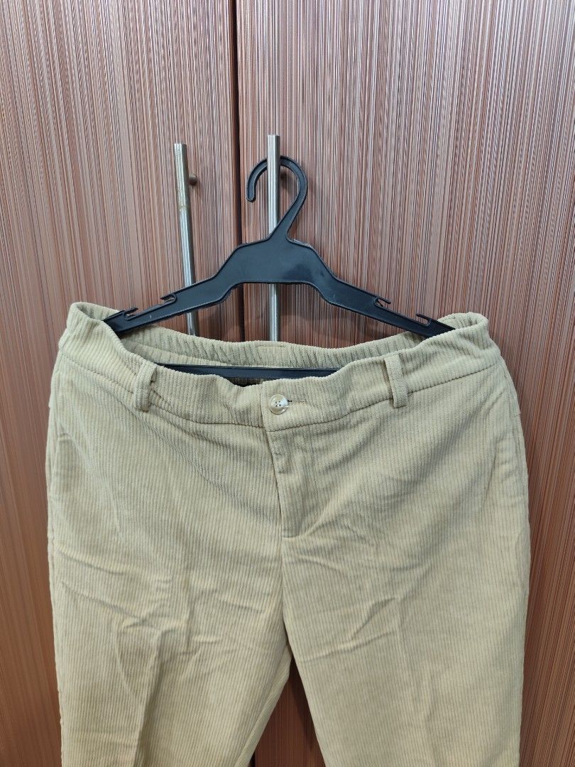 Fleece Winter Corduroy Pants - Beige (Category: Trousers) located in Taguig. Submitted by emmanskie10 (Listing ID 1408740099, Image 2). Description: - Beige corduroy pants - Straight leg cut - Button and zipper closure - Length: 37 inche - Perfect for winter - Waist: 30-32 inches (garterized waist).