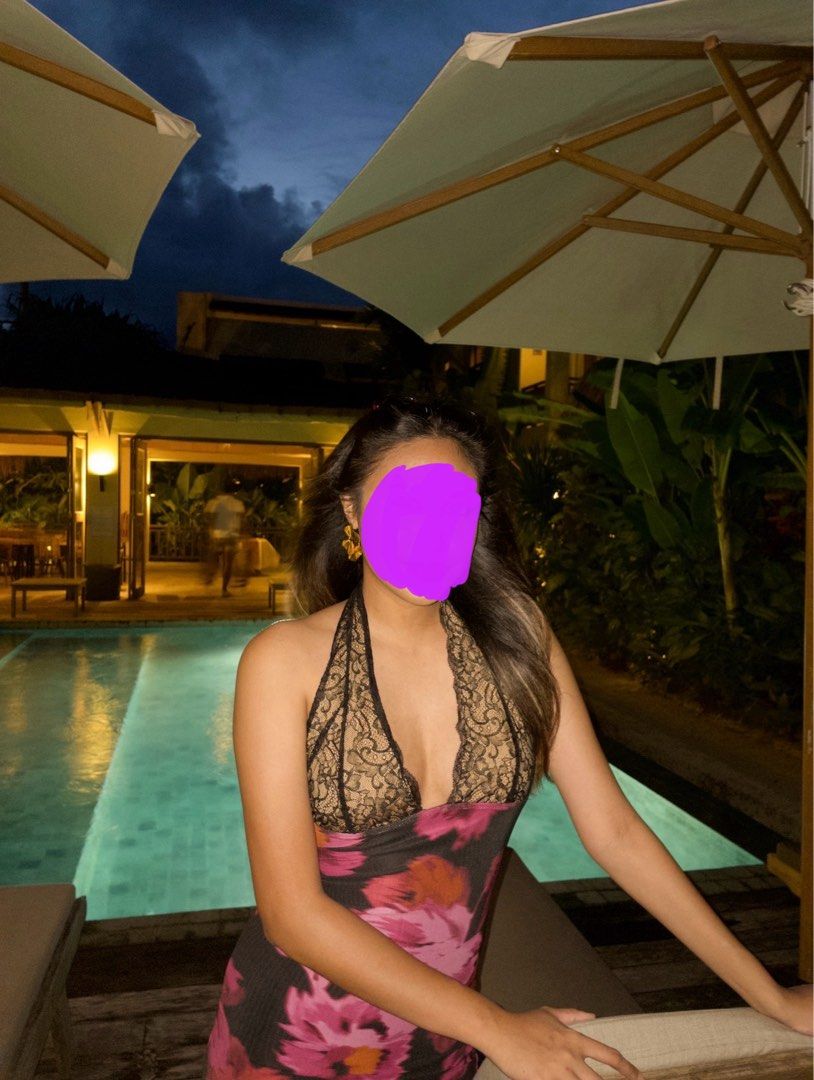 Floral Halter Neck Beach Dress (Category: Dresses) located in Antipolo. Submitted by cccccc_hehe (Listing ID 1408779752, Image 2). Description: 10/10 beach dress Best for sunset pic Beach dinner outfit **Only worn once for this shot 👩‍🍳💋 / Antipolo.