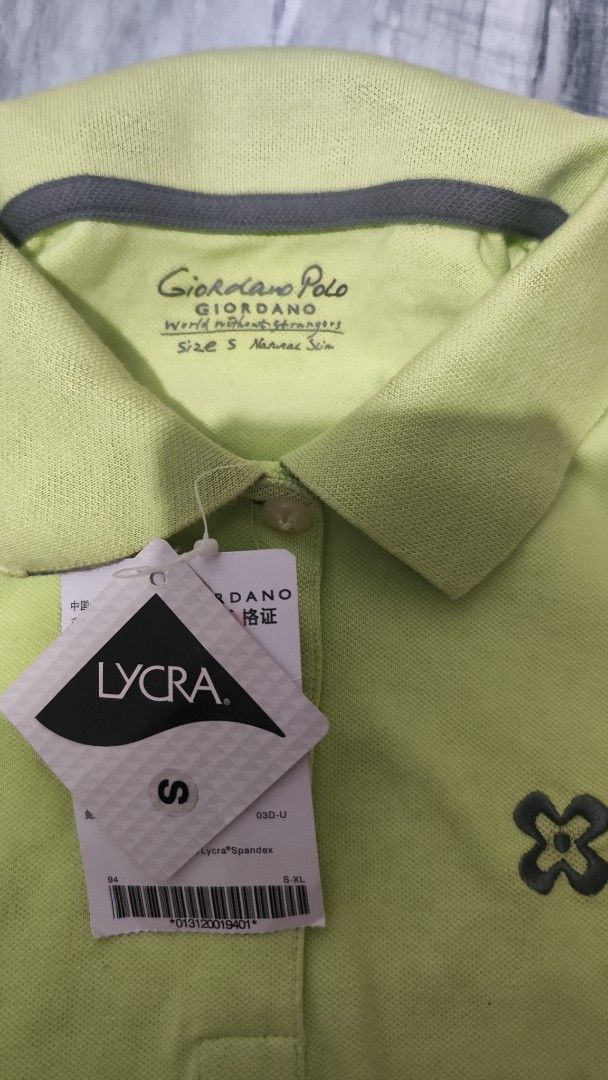 Giordano Polo Shirt - Size S (Category: Shirts) located in Cavite. Submitted by nesstuffandeverything (Listing ID 1408710709, Image 2). Description: - Giordano polo shirt - Bright green color - Size: S - Classic polo collar - Short sleeves - Small logo on chest - Button-up placket - Made with Lycra fabric - Brand new with original tags minimal flaws po since nastock sa cabinet.