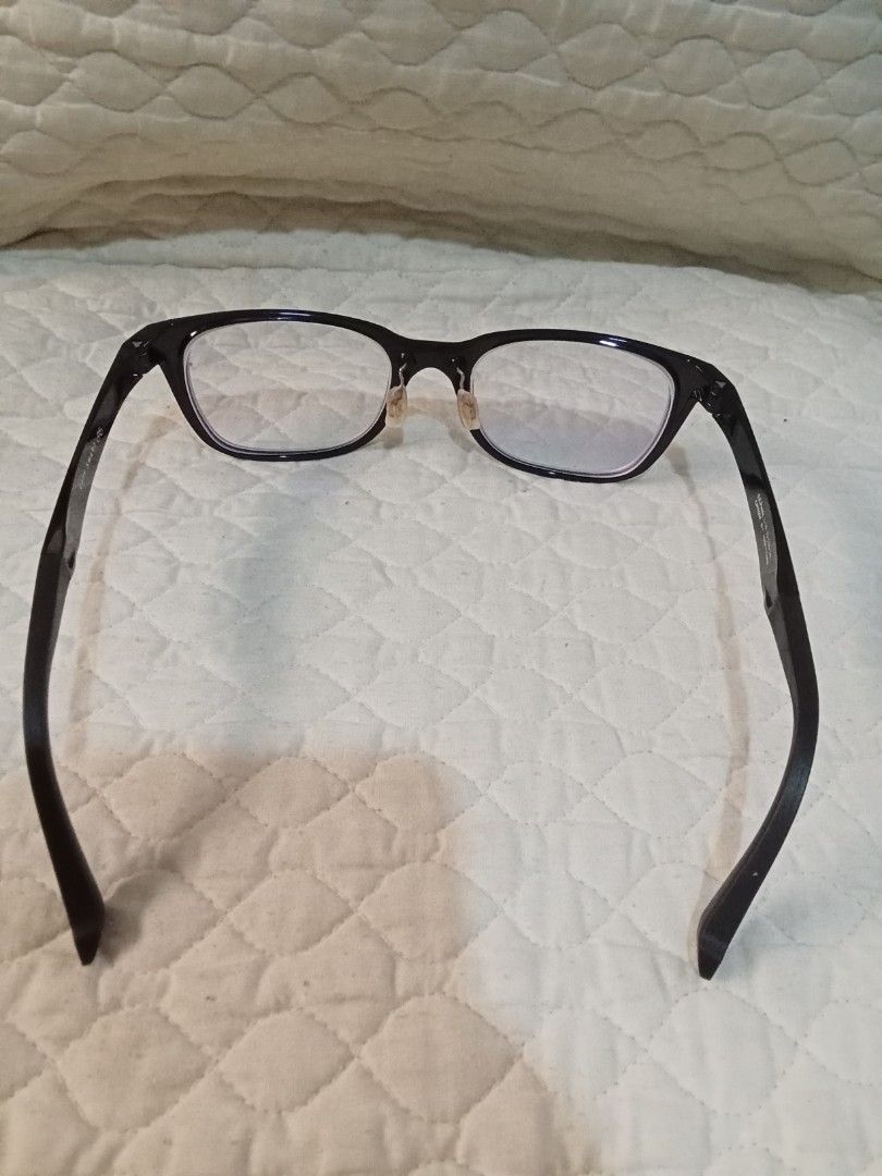 Graded Zoff Smart Eyeglasses (Category: Vision Care) located in Bocaue. Submitted by marajapansurplus (Listing ID 1408725204, Image 2). Description: - Zoff Smart Graded eyeglasses - Sleek black frame - Frame size: L-39 53 20-143 - Made in Korea - Clear lenses - Modern design GCash Payment + shipping fee No refund / No return or exchange Shipping via J&T courier Delivery via Lalamove Ship at your own risk Happy Shopping! .