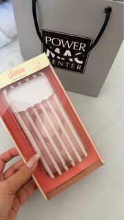 (Category: ) located in . Submitted by chellycloset__ (Listing ID 1408708114, Image 1). Description: .