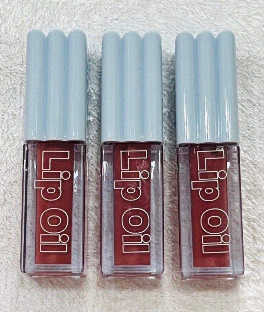 KOSAS WET LIP OIL 4.6ml (Category: Makeup) located in San Juan City. Submitted by cashfrancefashioncosmetics_ph (Listing ID 1408701230, Image 1). Description: KOSAS WET LIP OIL 4.6ml No box Shade DIP .