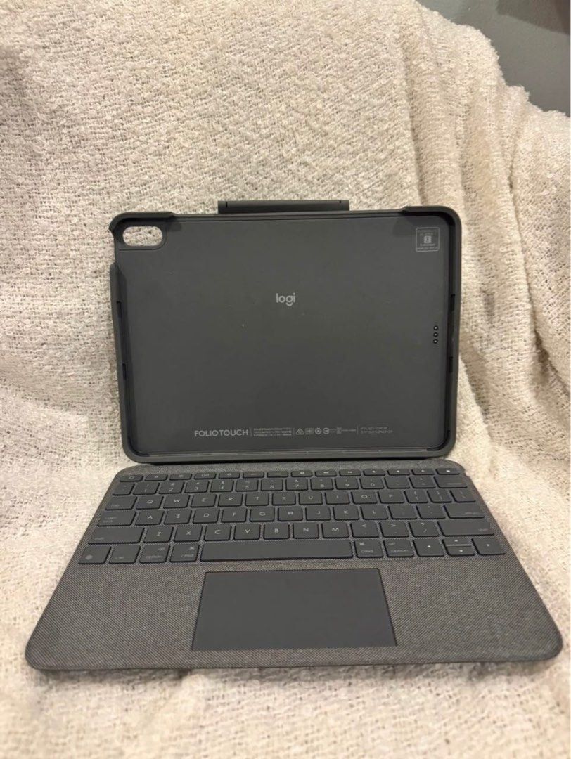 Logitech Keyboard with Trackpad for iPad Air 11-inch (Category: Computer Keyboard) located in Quezon City. Submitted by smiskee (Listing ID 1408805455, Image 1). Description: Brand: Logitech Compatibility: 11-inch iPad Air (4th & 5th Gen) Color: Oxford Grey Condition: Lightly used.