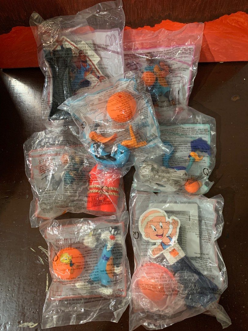 Mcdo Space Jam - A New Legacy (Category: Western Merchandise) located in San Juan City. Submitted by fieldofgold19 (Listing ID 1408739636, Image 2). Description: Unused .