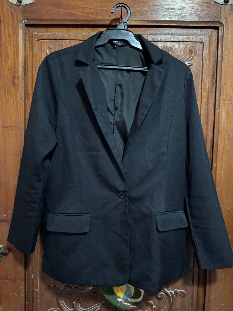 MEMO Black Blazer - size M womens (Category: Coats, Jackets and Outerwear) located in Palayan City. Submitted by decluttering_2018 (Listing ID 1408708045, Image 2). Description: .