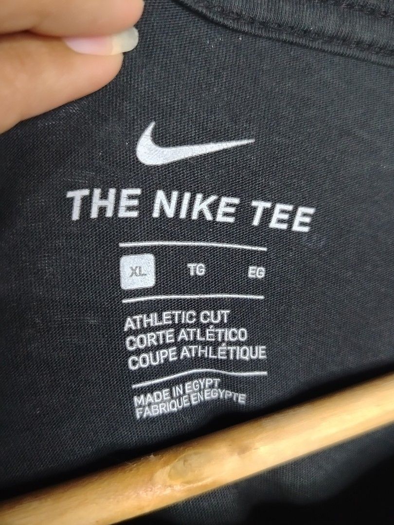 Nike Pocket Tee (Category: Tshirts & Polo Shirts ) located in Tacurong. Submitted by jumarvelous (Listing ID 1408796124, Image 3). Description: Excellent Condition No Issue size XL on tag, best fit XL-2XL Dimes: 23x29 Condition: 10/10.