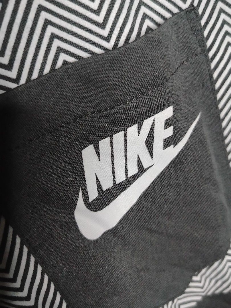 Nike Pocket Tee (Category: Tshirts & Polo Shirts ) located in Tacurong. Submitted by jumarvelous (Listing ID 1408796124, Image 2). Description: Excellent Condition No Issue size XL on tag, best fit XL-2XL Dimes: 23x29 Condition: 10/10.