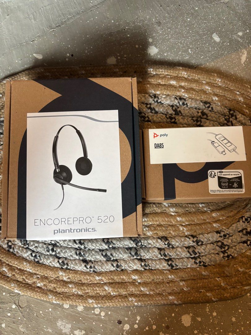 Plantronics headset (Category: Headphones & Headsets) located in Taguig. Submitted by chardddddd (Listing ID 1408761067, Image 1). Description: For sale po headset,mouse and camera Key Specifications ng headset. - Over-the-head, Binaural (dual-ear). - Wideband HD Audio (150 Hz - 6.8 kHz) - Noise-canceling mic - SoundGuard technology for hearing protection - Quick-Disconnect (QD) connectivity for easy switching - Laser-welded construction - Lightw