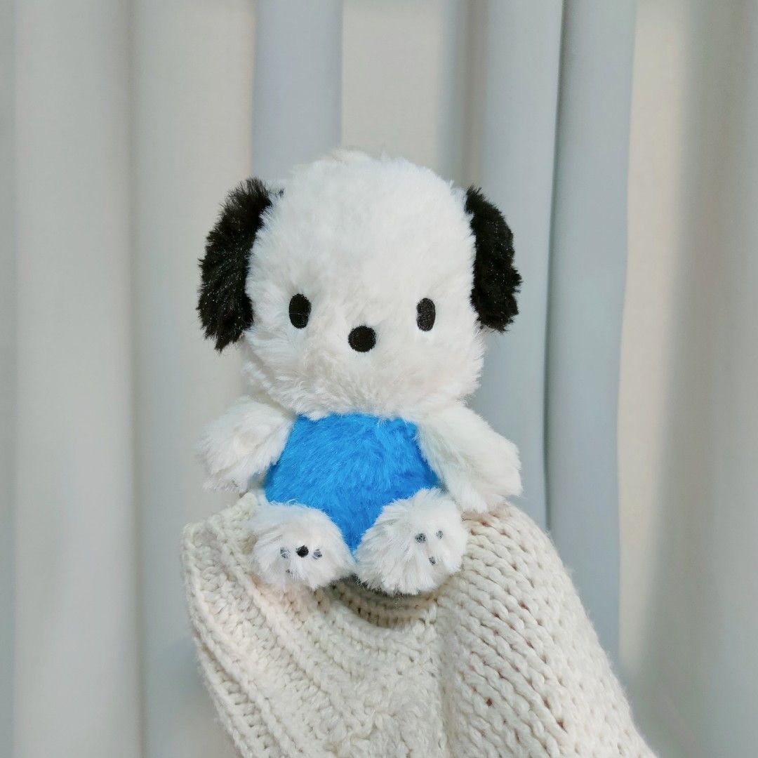 Pochacco Classic Charm Plush (Category: Plushies & Soft Toys) located in Roxas City. Submitted by squishcheeks (Listing ID 1408851443, Image 1). Description: .