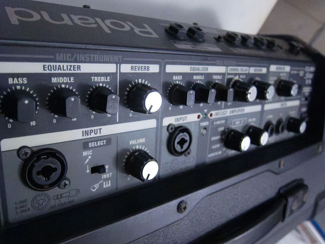 Roland Cube Street EX (Category: Soundbars, Speakers & Amplifiers) located in Manila. Submitted by dokerz (Listing ID 1408714248, Image 3). Description: Third-party power supply only contact me 09619273240.