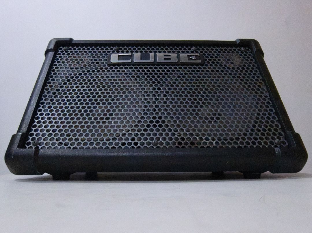 Roland Cube Street EX (Category: Soundbars, Speakers & Amplifiers) located in Manila. Submitted by dokerz (Listing ID 1408714248, Image 1). Description: Third-party power supply only contact me 09619273240.