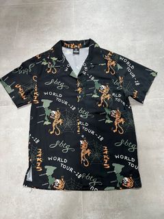 (Category: ) located in . Submitted by weedout_wardrobe (Listing ID 1408800447, Image 1). Description: .