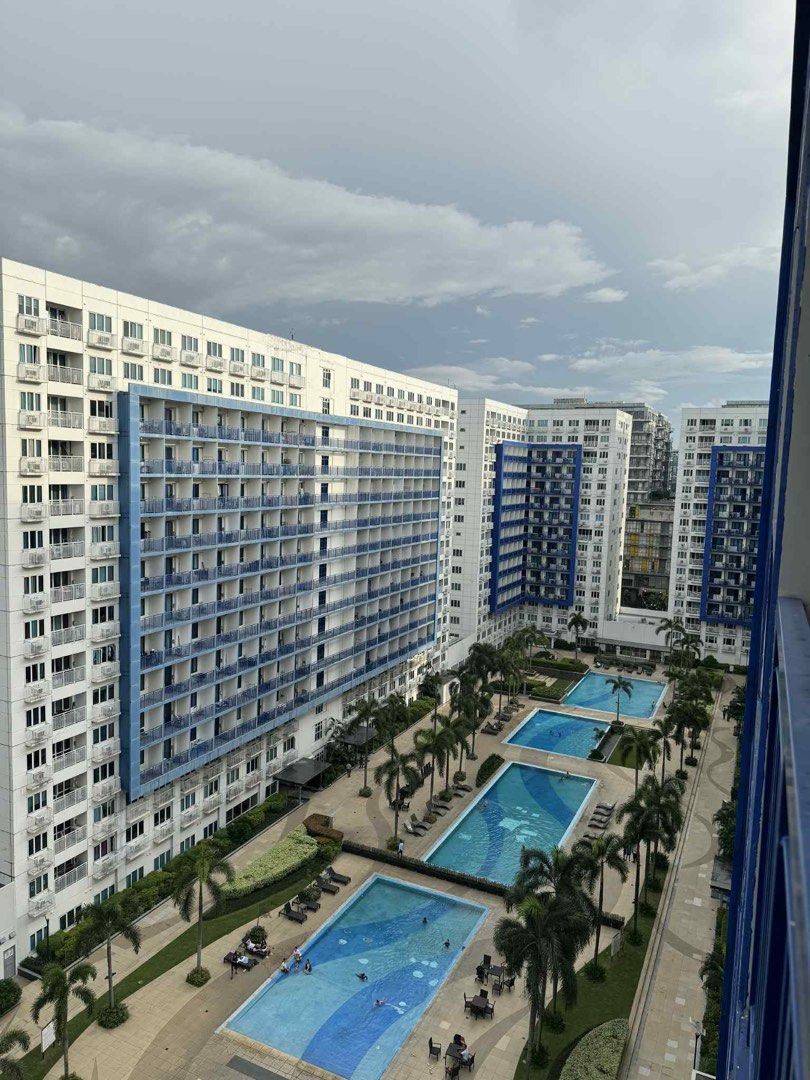 SEA RESIDENCES FOR SALE (Category: Apartments & Condos) located in Makati City. Submitted by lizpadrejuan (Listing ID 1408744538, Image 1). Description: Sea Residences 1bedroom with balcony 28sqm 12th floor Tower F Facing Amenity 2.9m net.