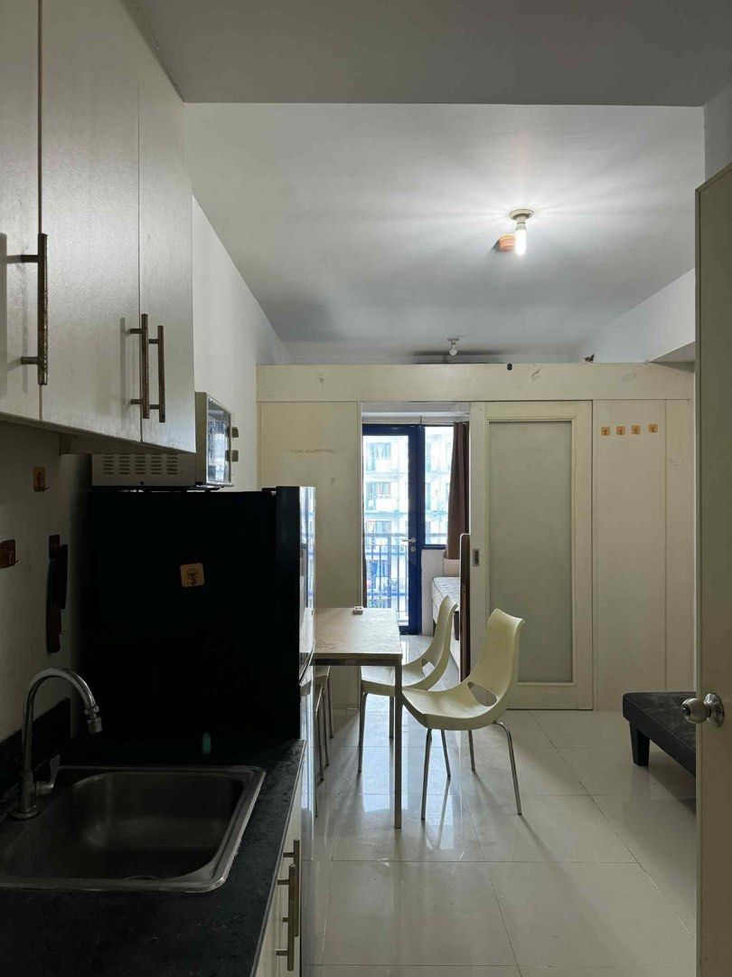 SEA RESIDENCES FOR SALE (Category: Apartments & Condos) located in Makati City. Submitted by lizpadrejuan (Listing ID 1408744538, Image 3). Description: Sea Residences 1bedroom with balcony 28sqm 12th floor Tower F Facing Amenity 2.9m net.