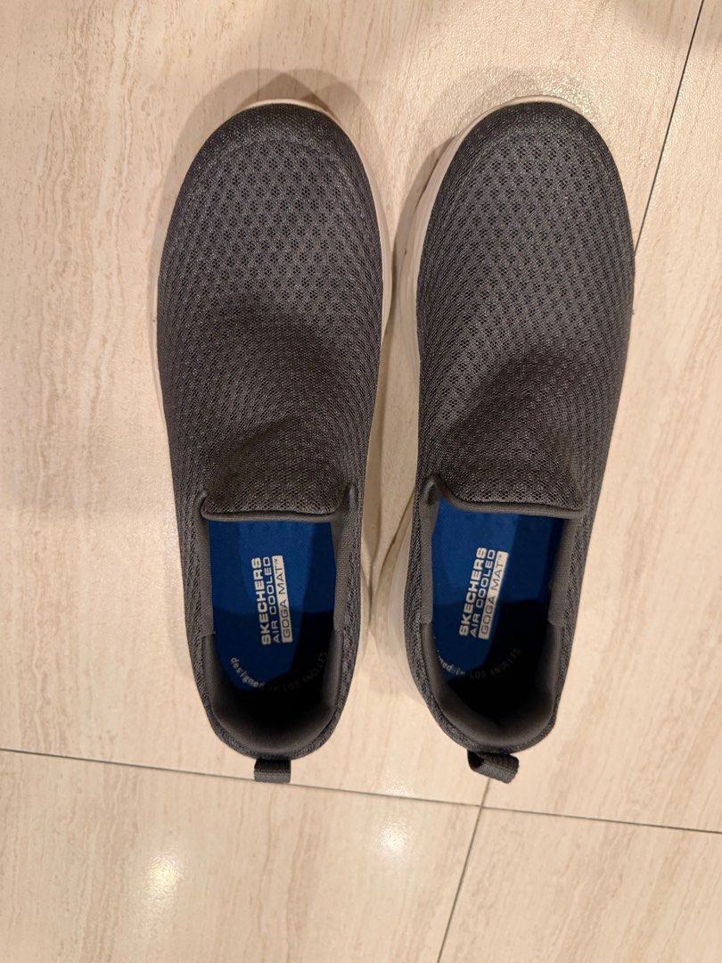 Skechers Go Walk Flex Slip-On (US9) (Category: Sneakers) located in Makati City. Submitted by team_maxvin (Listing ID 1408800059, Image 1). Description: .