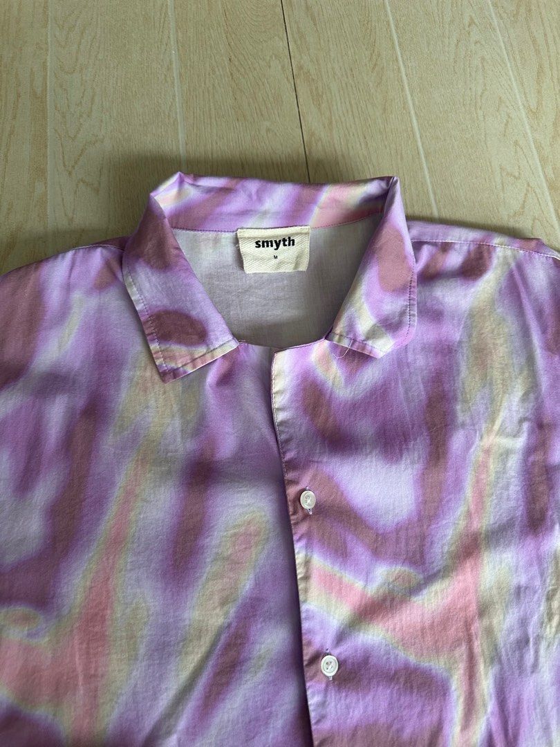 Smyth Purple Viscose pattern Polo shirt (Category: Tshirts & Polo Shirts ) located in Santa Rita. Submitted by john_valencia02 (Listing ID 1408776325, Image 3). Description: Smyth Purple Viscose pattern polo shirt Width: 24.5 Length: 28 Loc: Pampanga.
