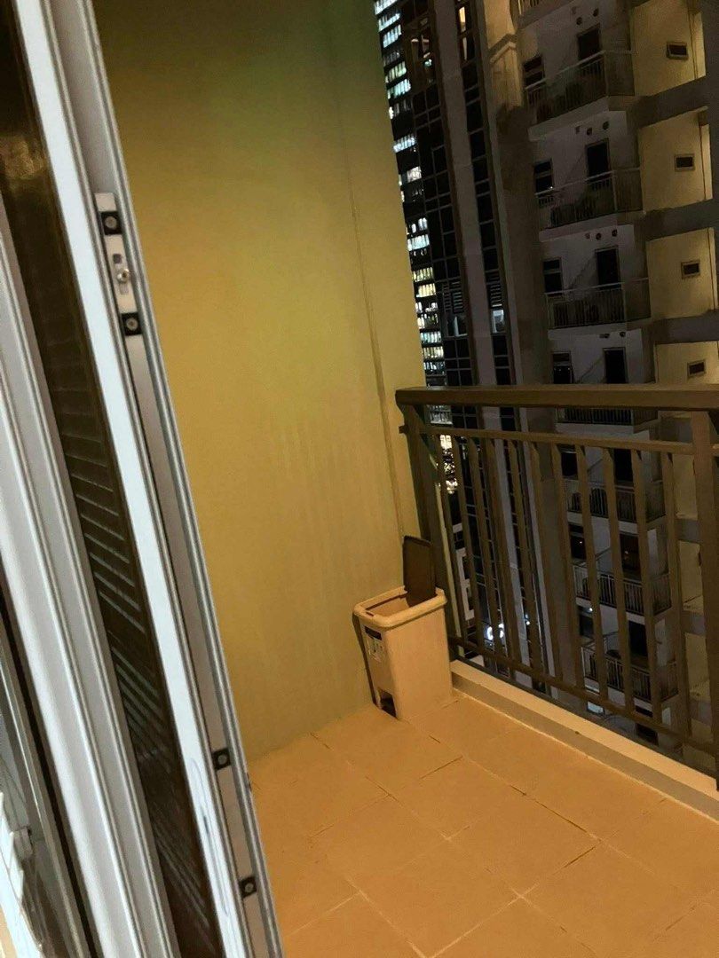 Studio with balcony Verve Tower 2 BGC Taguig (Category: Apartments & Condos) located in Taguig. Submitted by monique.theleadrealty (Listing ID 1408755705, Image 2). Description: Verve T2 Studio 46sqm with balcony Fully Furnished No pets allowed 36k per month fixed price 2+2.