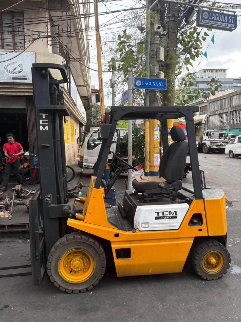 TCM Forklift 2 Tons C240 engine High Mass Automatic (Category: Industrial Equipment) located in Manila. Submitted by max003 (Listing ID 1408798767, Image 3). Description: TCM Forklift 2 Tons C240 engine High Mass Automatic 320k PM LANG PO!!!.