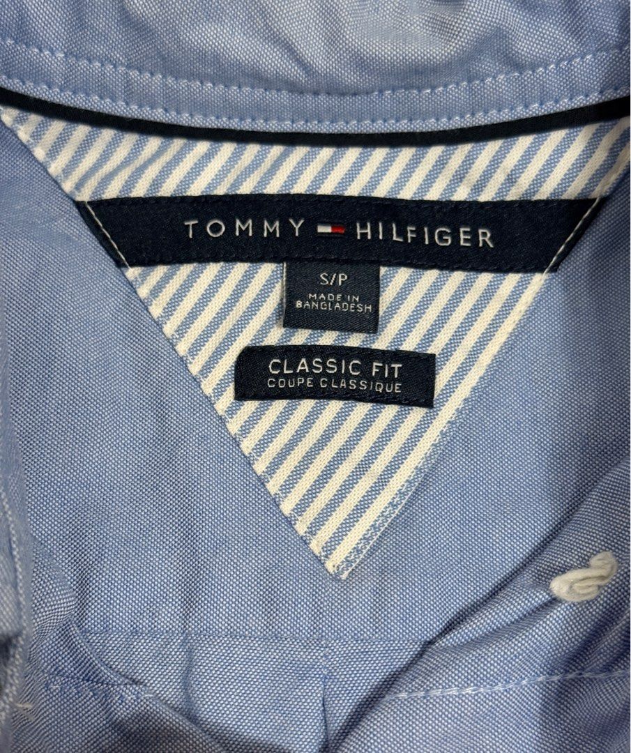 由 Roger1101 (刊登 ID 1408872525，圖片 2) 提交，位於 新北市 (New Taipei) 的 Tommy Hilfiger (類別：襯衫)，說明：全新剪標S號 二手商品售出恕不退換。