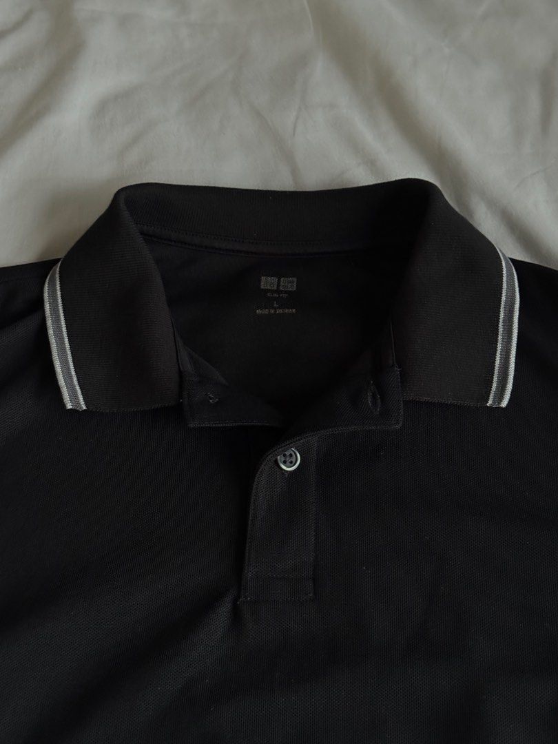 Uniqlo Slim fit Polo (Category: Tshirts & Polo Shirts ) located in Makati City. Submitted by fraankiee (Listing ID 1408822303, Image 3). Description: .