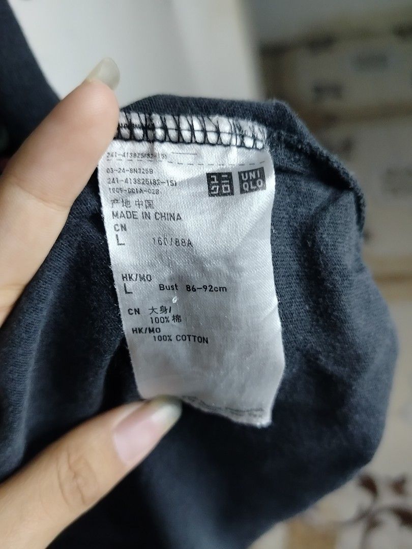 Uniqlo x Keith Haringt (Category: Tshirts & Polo Shirts ) located in Tacurong. Submitted by jumarvelous (Listing ID 1408798132, Image 3). Description: Excellent Condition No Issue size L on tag, best fit S Dimes: 20x24.5 Condition: 10/10.