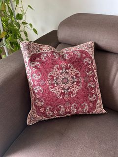 (Category: ) located in . Submitted by uta.carpet (Listing ID 1408395292, Image 1). Description: .
