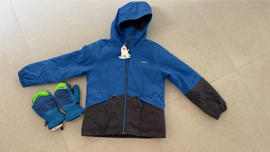 Winter Jacket (Category: Babies & Kids Fashion) located in Singapore. Submitted by jo.gab (Listing ID 1408734261, Image 1). Description: .