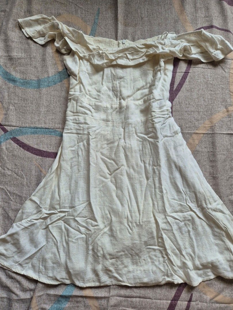 Zara off-shoulder dress (Category: Dresses) located in Cavite. Submitted by cjlaurel (Listing ID 1408778235, Image 1). Description: *super pretty when worn (no ww photo coz it doesn't fit me anymore) *fits xs : 24-25 waist *zipper back, w/ inner lining.